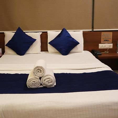 Hotel Satyug Ujjain Eksteriør billede