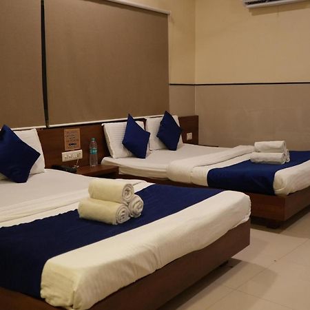 Hotel Satyug Ujjain Eksteriør billede