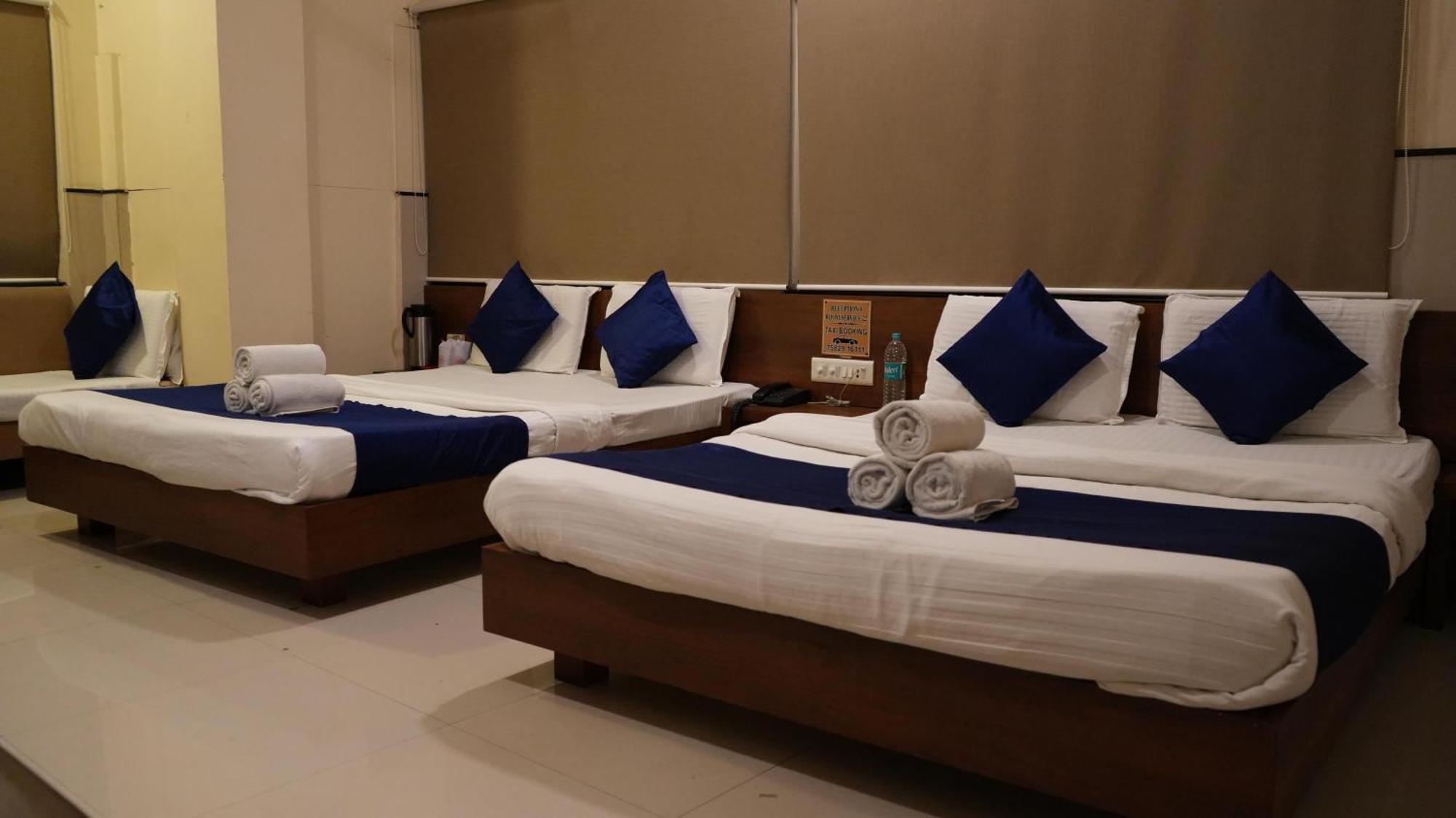 Hotel Satyug Ujjain Eksteriør billede
